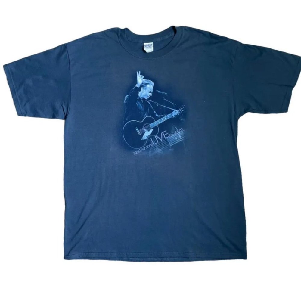 *VINTAGE* NEIL DIAMOND "LIVE" CONCERT TEE.